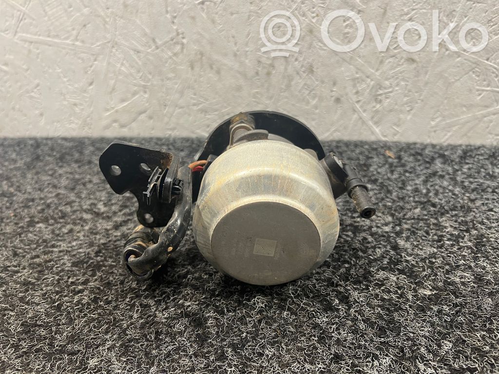 Volkswagen Tiguan Vacuum pump 