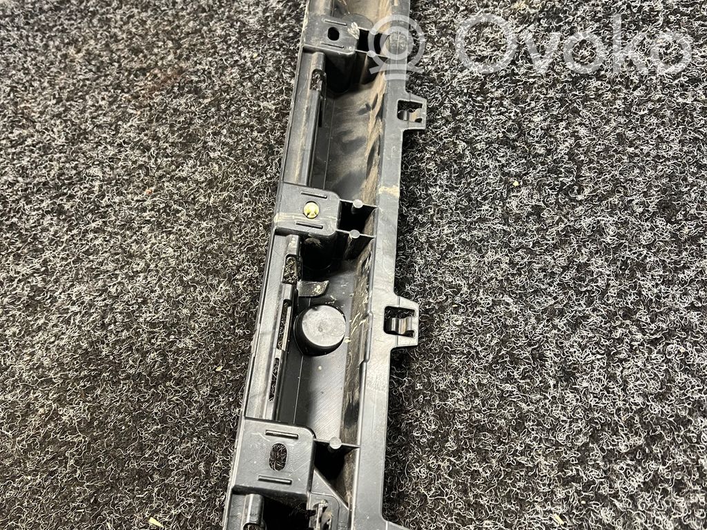 BMW 4 G22 G23 G24 G26 Sill supporting ledge 
