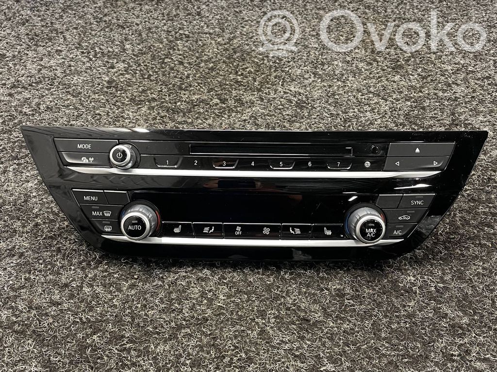 BMW X3 G01 Climate control unit 