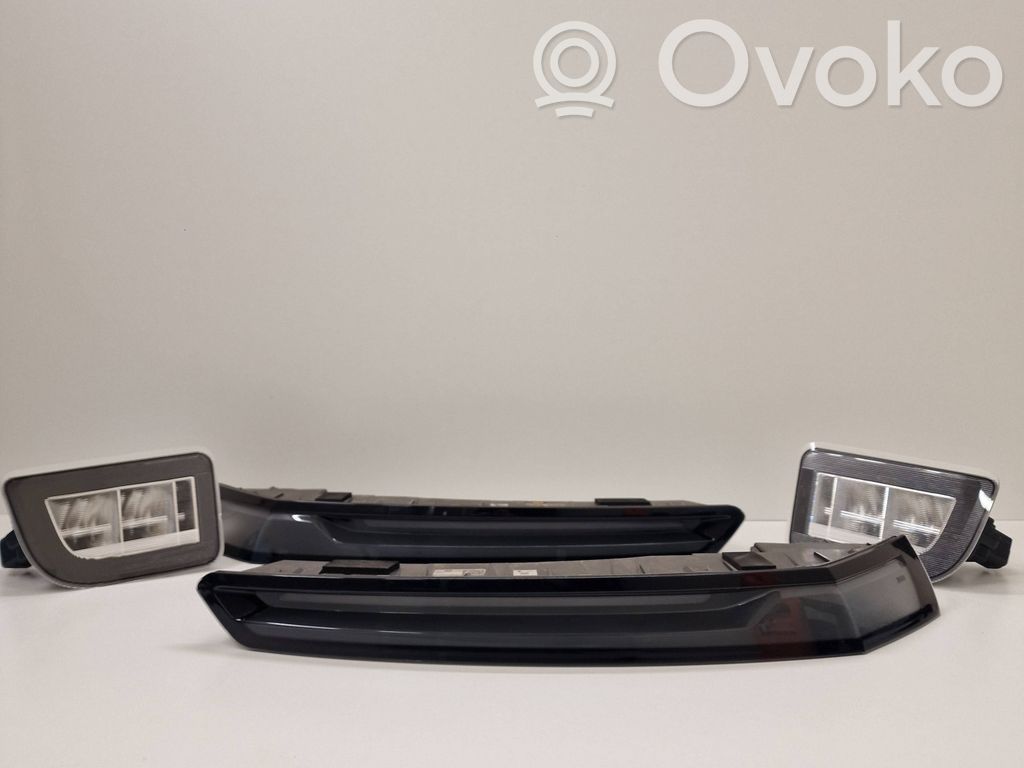 BMW iX Rear/tail lights set 