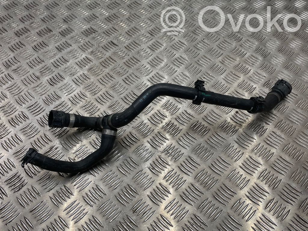 Engine coolant pipe/hose   8475142