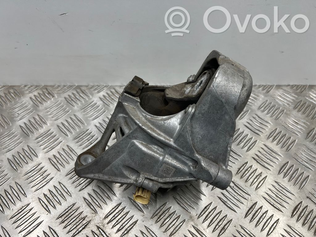 Audi A6 S6 C8 4K Engine mount bracket 