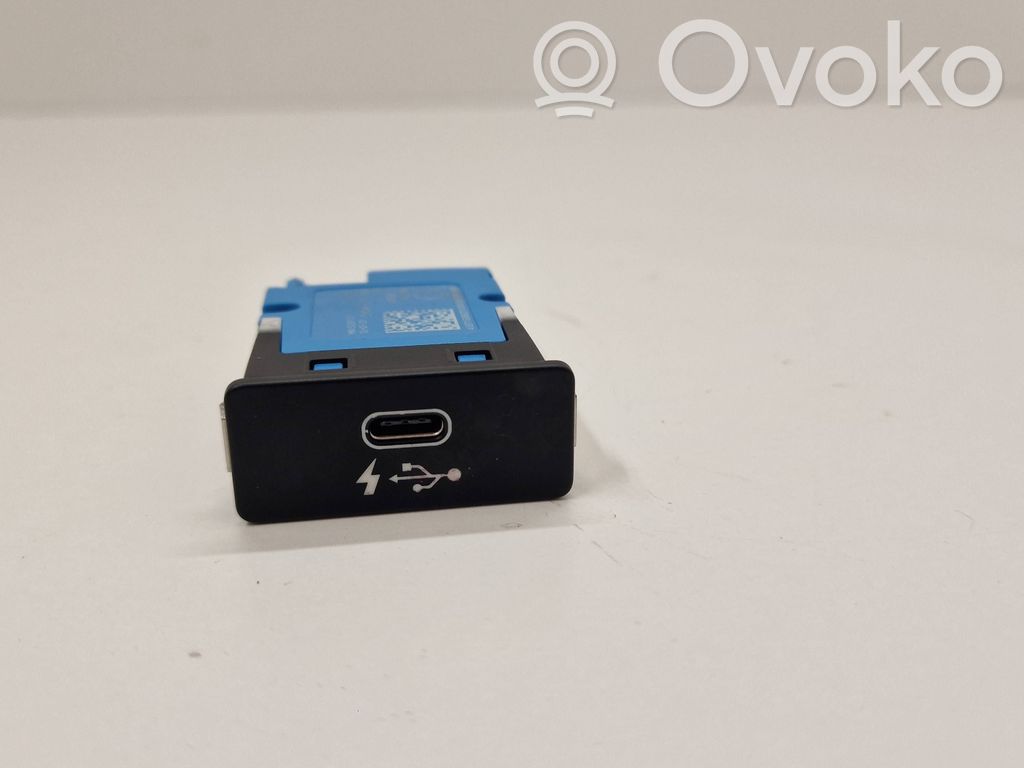 BMW 3 G20 G21 Enchufe conector USB 