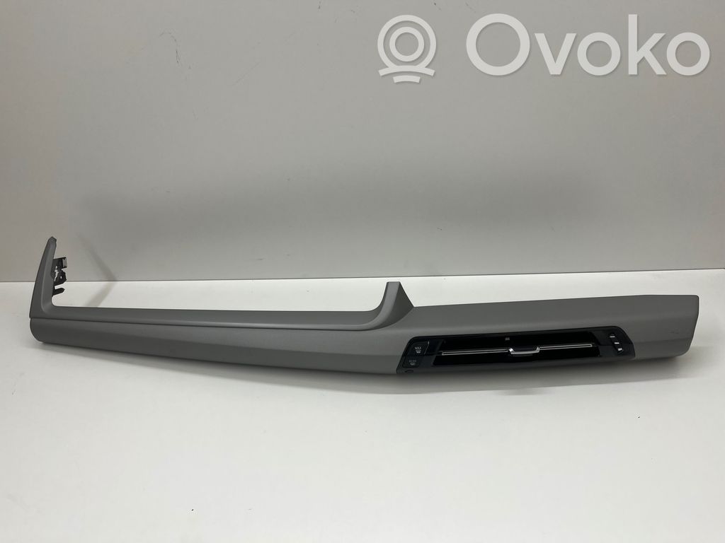 BMW 2 Active Tourer U06 Dash center air vent grill 