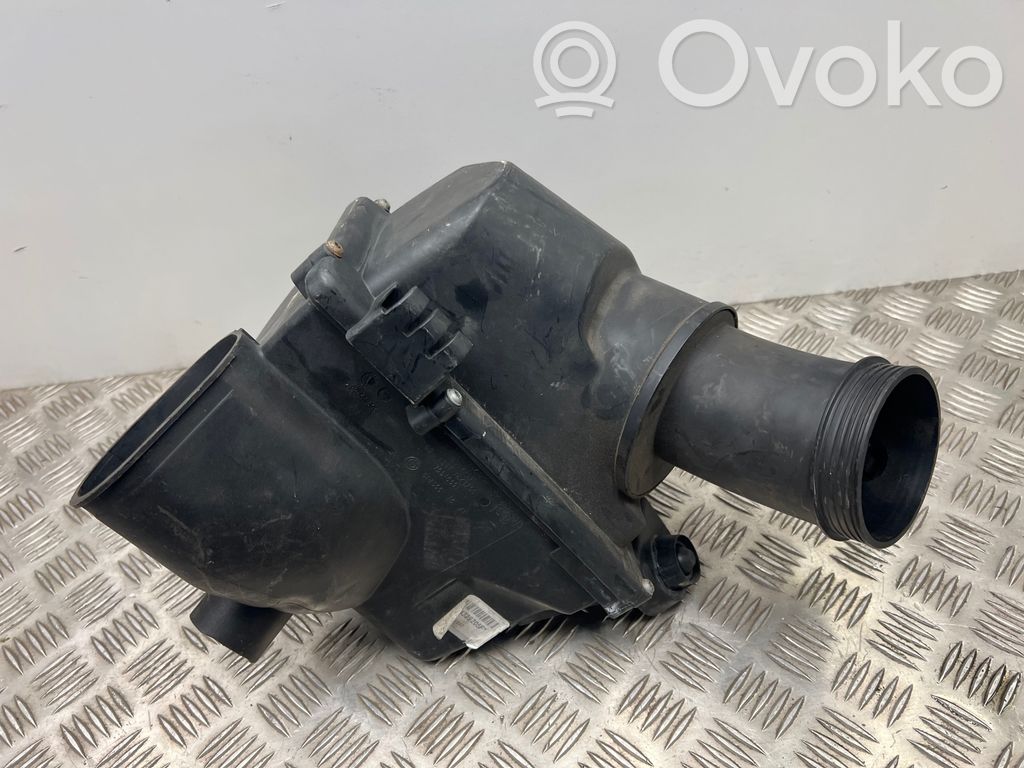 BMW 5 F10 F11 Air filter box 