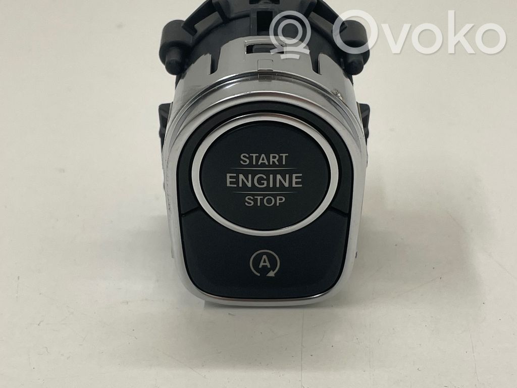 Mercedes-Benz CLA C118 X118 Engine start stop button switch 