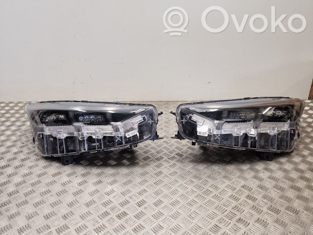 Ford Mustang Mach-E Scheinwerfer Satz Set 
