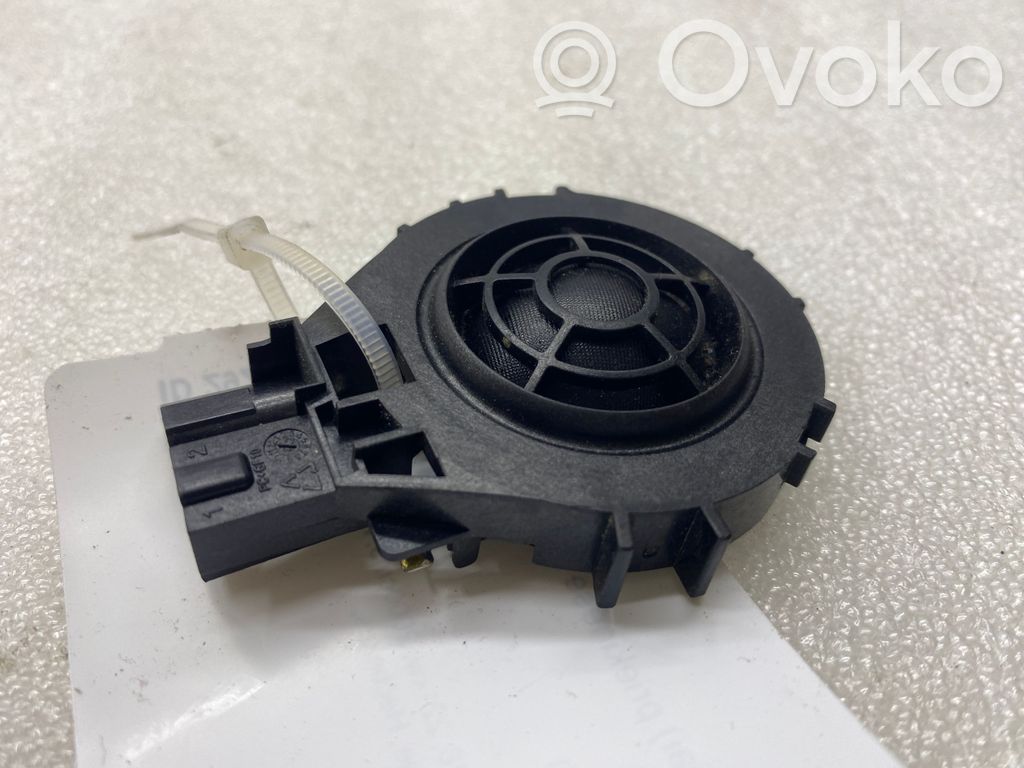 Audi A3 S3 8V Altavoz de la puerta delantera 