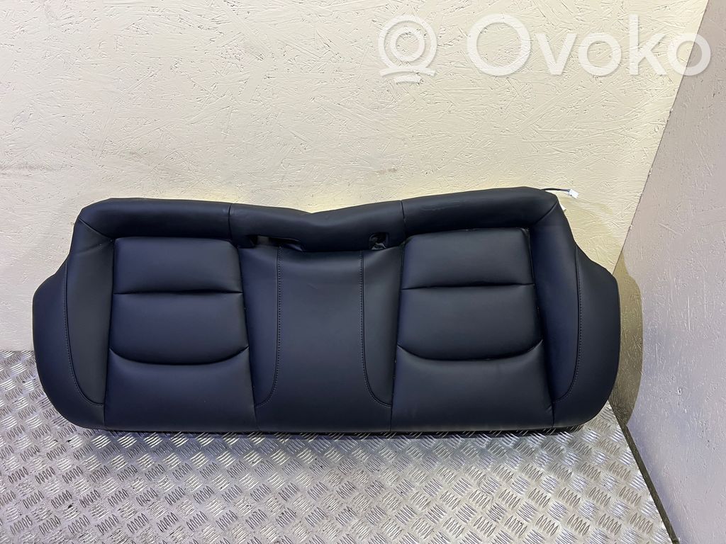 Tesla Model 3 Galinė sėdynė 
