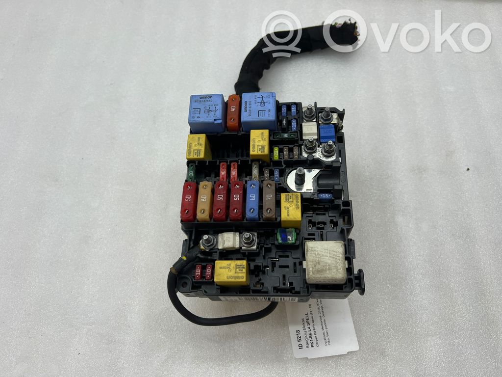 Citroen C4 II Picasso Drošinātāju bloks 