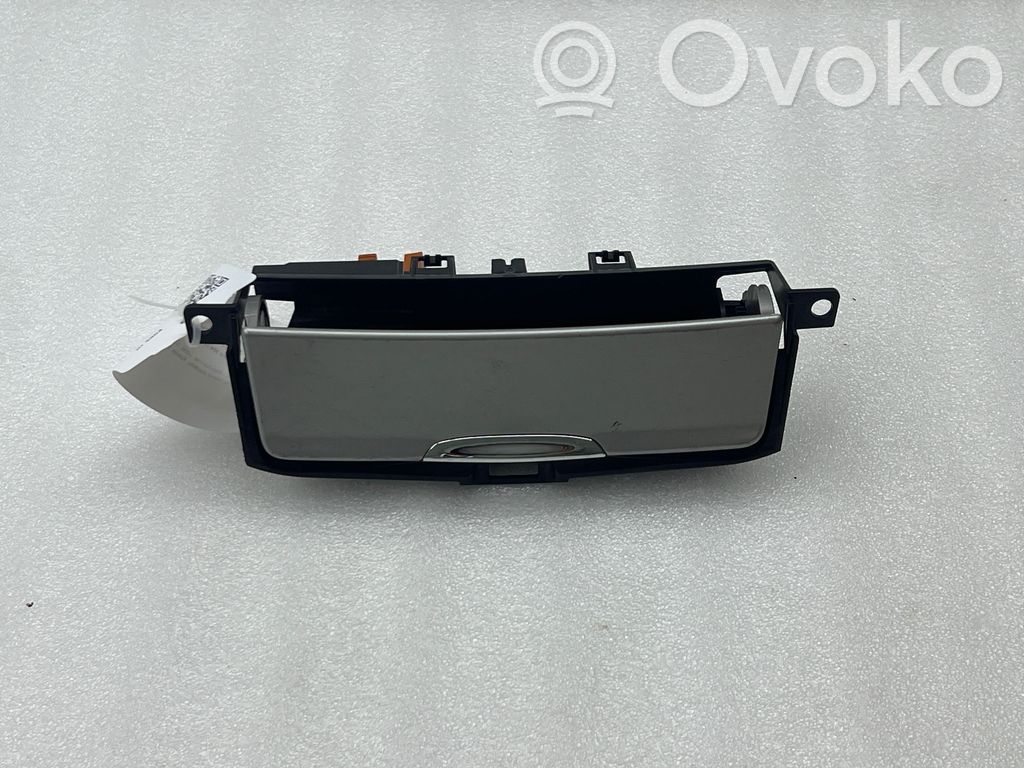 Ford Mondeo MK IV Aschenbecher 