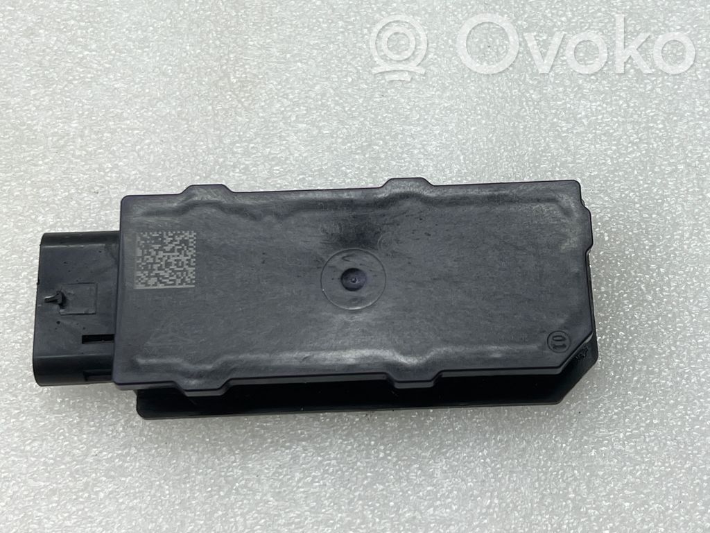 Volkswagen ID.4 Keyless system antenna 