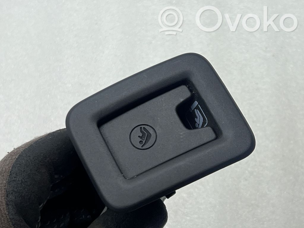 Audi Q2 - Cubierta ISOFIX 