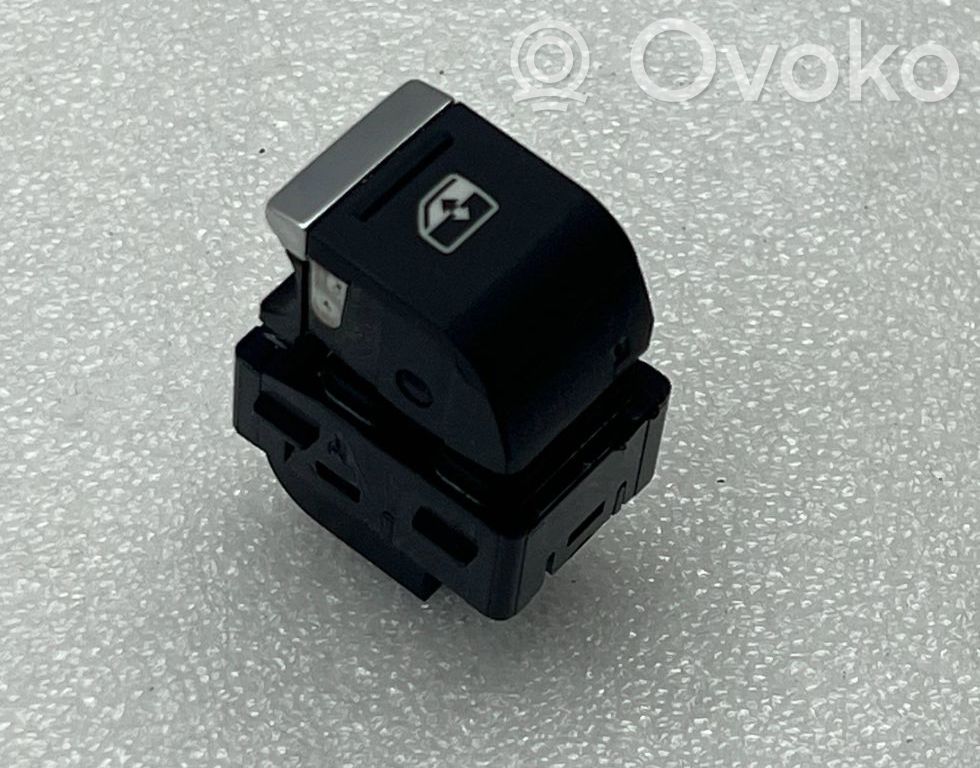 Audi A3 8Y Electric window control switch 