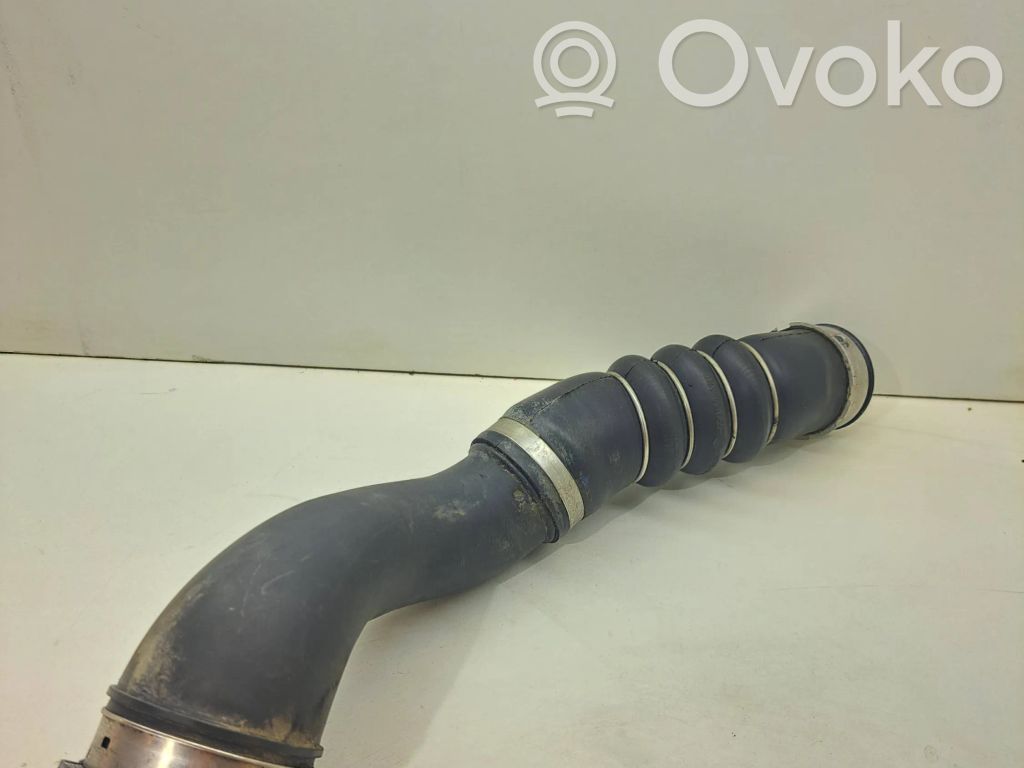 BMW 3 E90 E91 Intercooler hose/pipe 