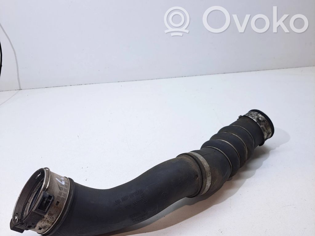 BMW 3 E90 E91 Intercooler hose/pipe 