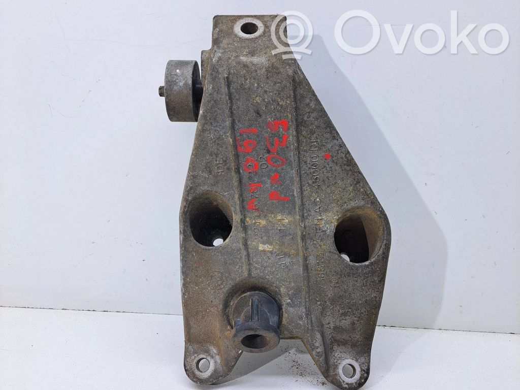 BMW 5 F10 F11 Engine mounting bracket 
