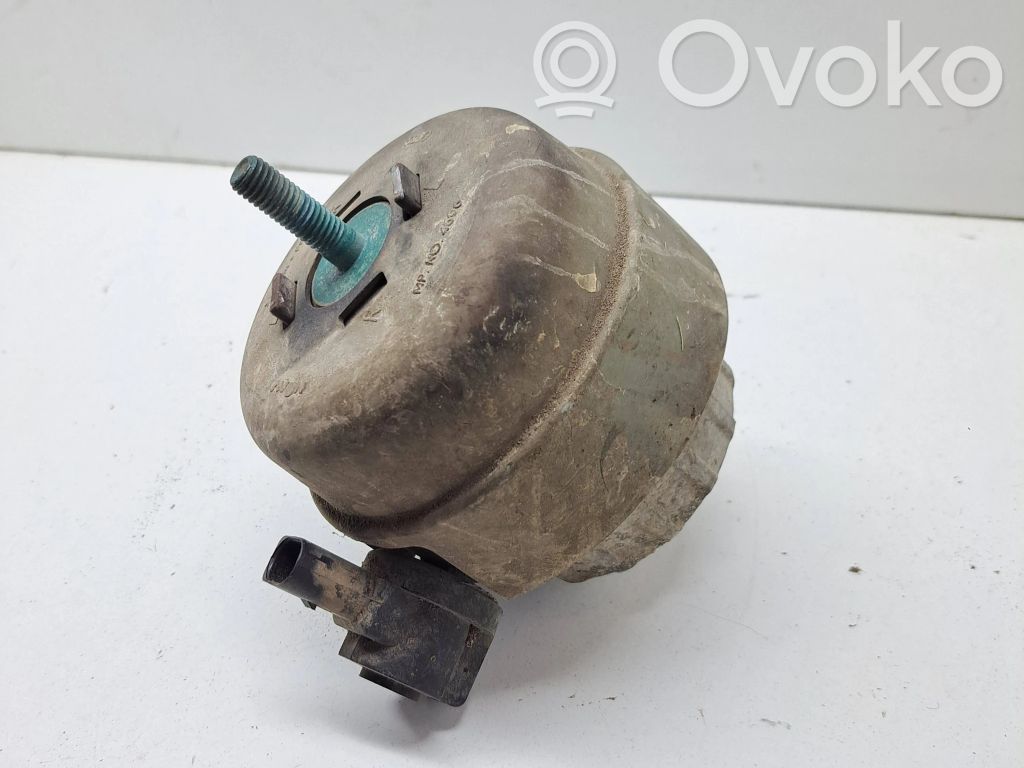 Audi A6 S6 C6 4F Engine mount bracket 