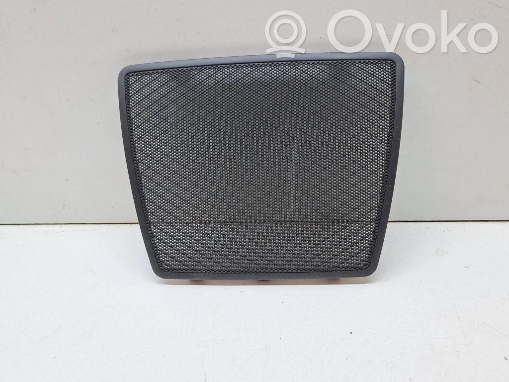 Parcel shelf grill