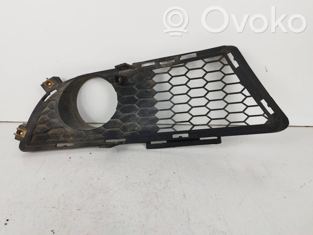 BMW 3 E90 E91 Front fog light trim/grill 