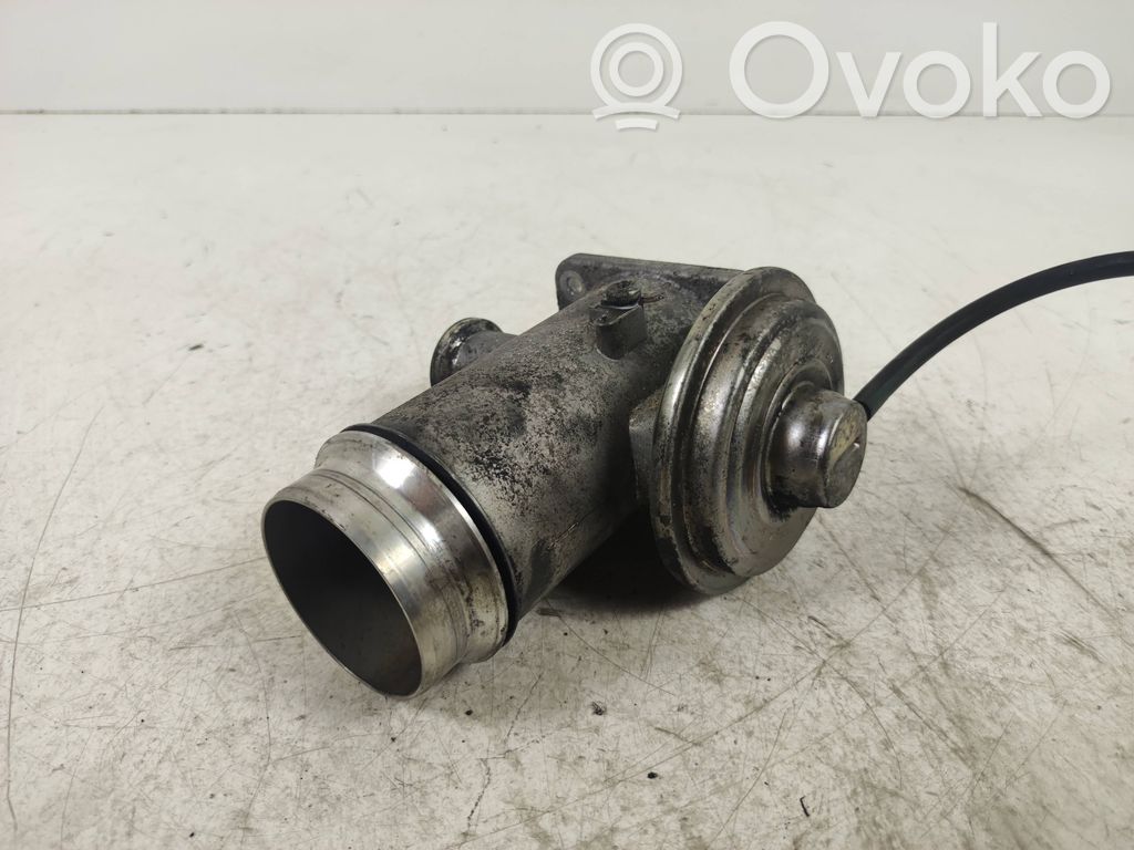 BMW 3 E90 E91 EGR valve 