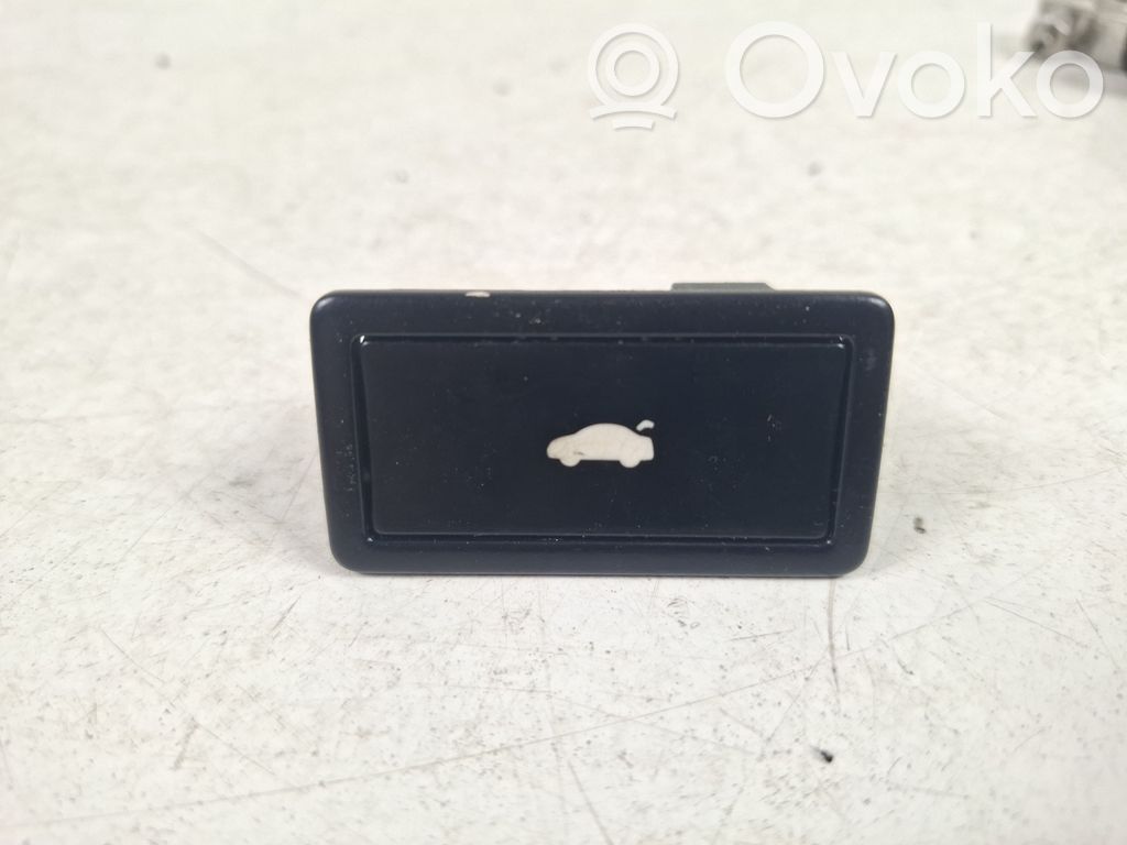 Audi A6 S6 C7 4G Tailgate glass/window release handle 