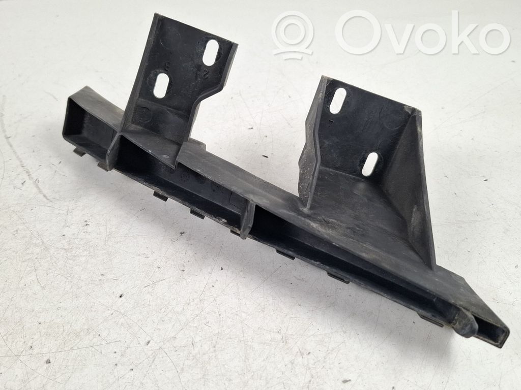 Audi Q7 4L Front bumper mounting bracket 