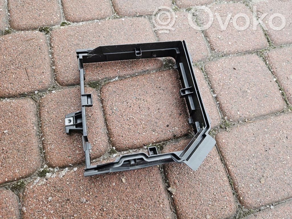 Renault Megane IV Drošinātāju kaste (komplekts) 