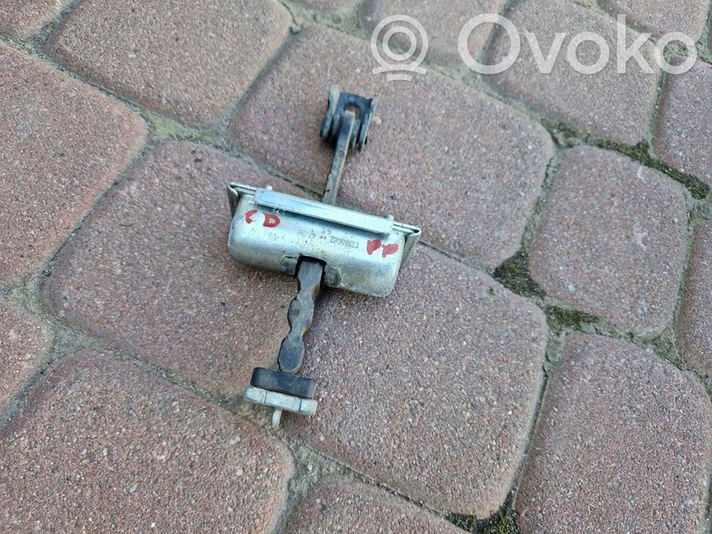Opel Corsa D Etuoven pidätin 