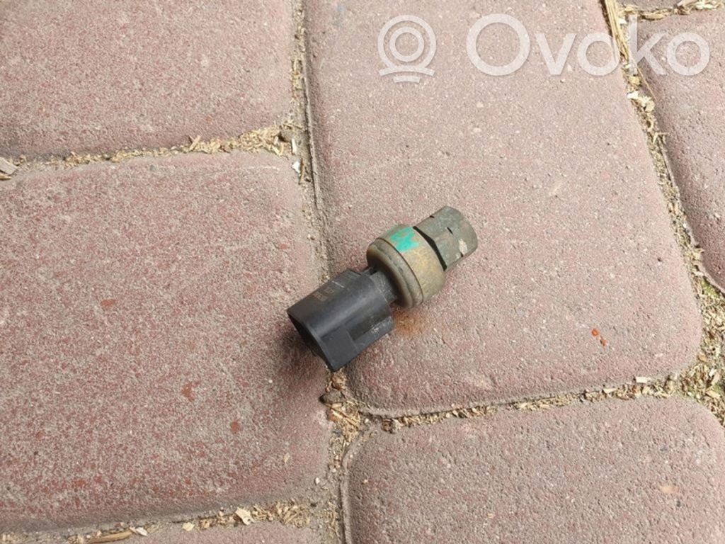 Opel Astra J Fuel pressure sensor 