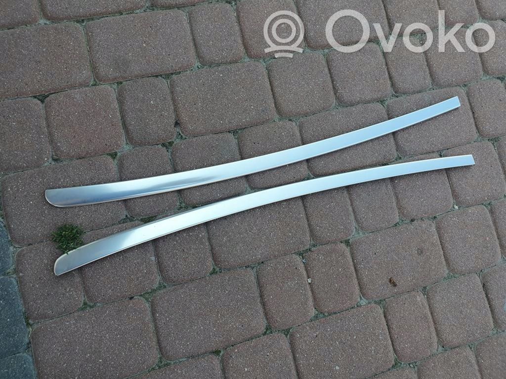 Opel Astra J Rear door glass trim molding 