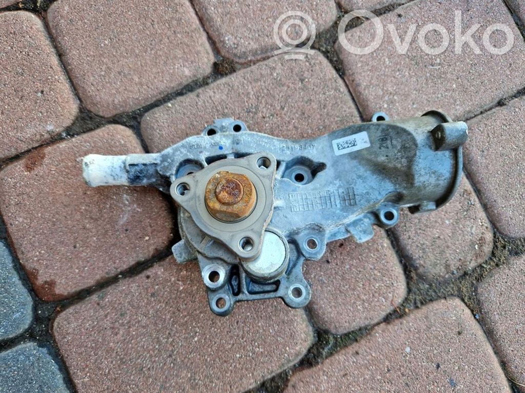 Opel Meriva B Vandens pompa 