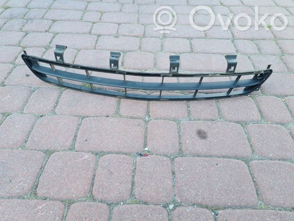 Opel Insignia A Mascherina inferiore del paraurti anteriore 