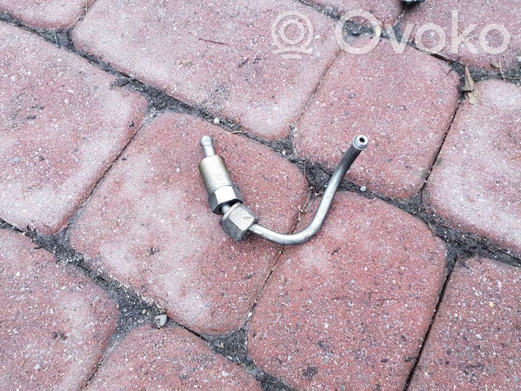 Opel Astra J Polttoaineputken letku 