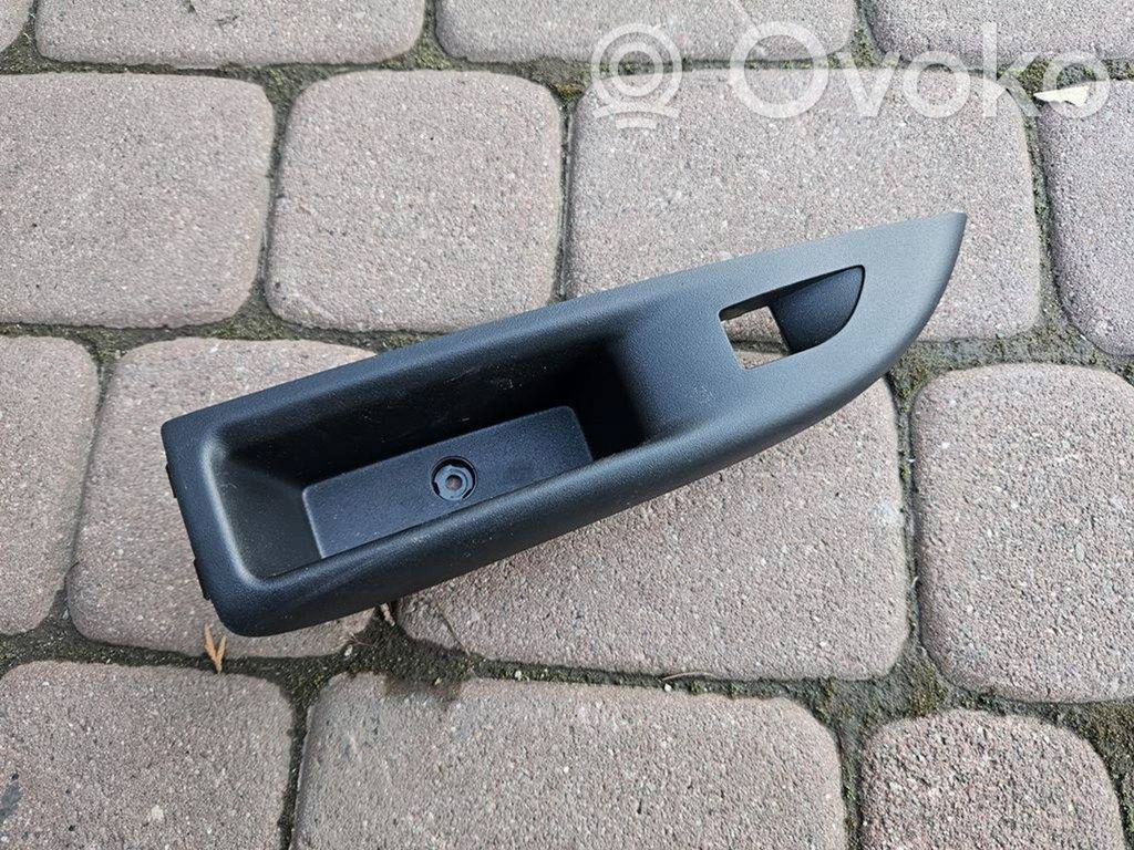 Opel Mokka B Trunk/boot side trim panel 