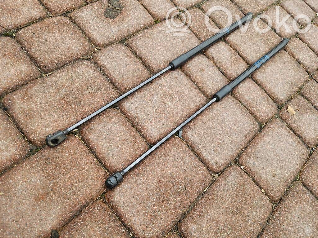 Opel Corsa E Tailgate/trunk strut/damper 