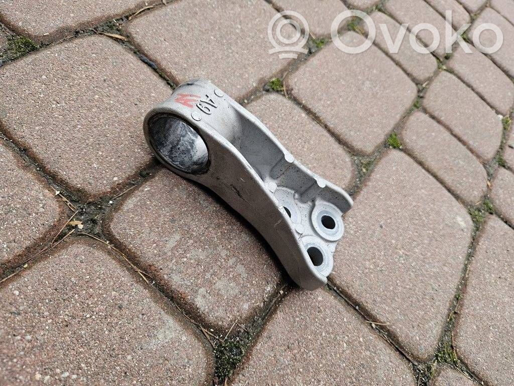 Toyota Aygo X Engine mount vacuum valve 