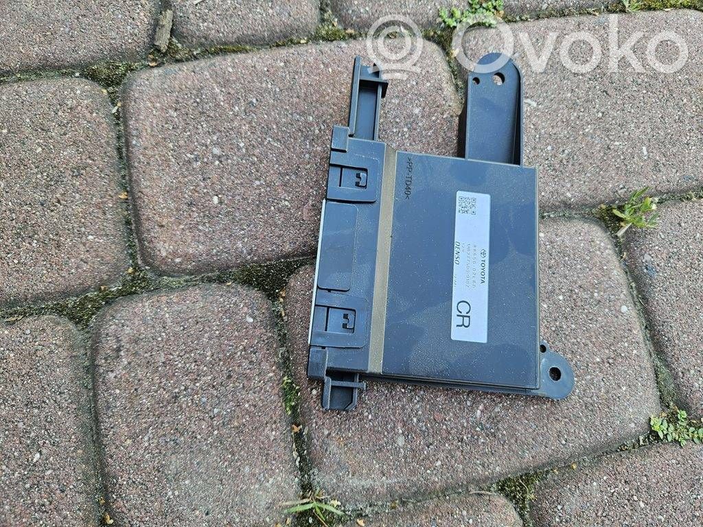 Toyota Camry VIII XV70  Central body control module 