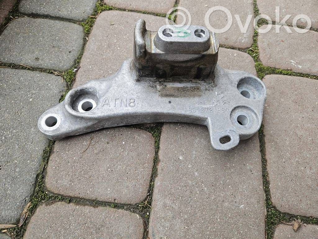 Opel Grandland X Gearbox mounting bracket 