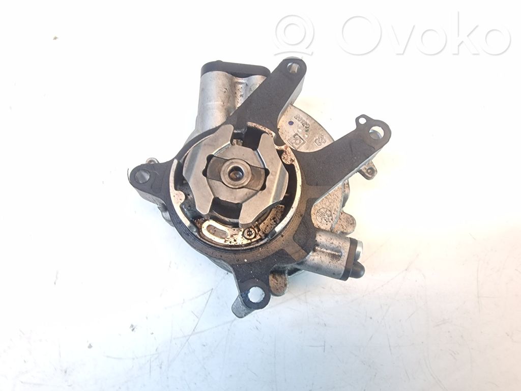 Fiat 500X Vacuum pump 