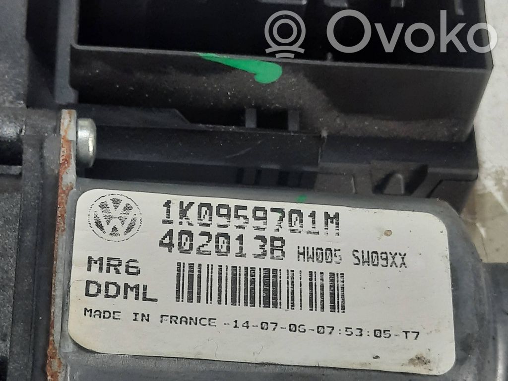 Volkswagen Golf V Silnik regulatora szyby drzwi przednich 