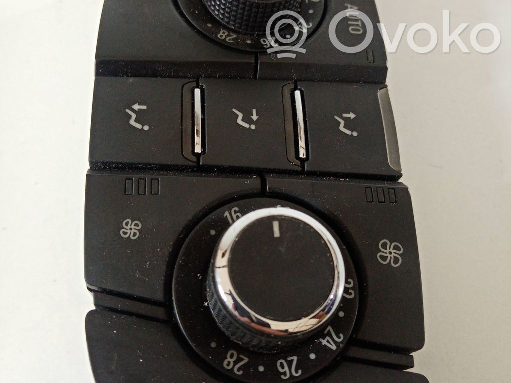 Vauxhall Astra J Climate control/heater control trim 