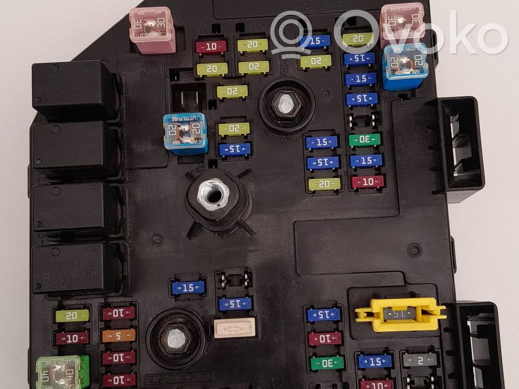 Opel Antara Fuse module 