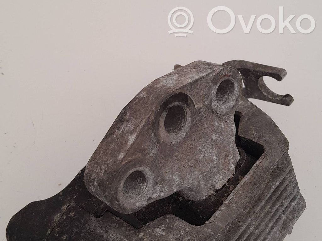 Engine mount bracket   13248475