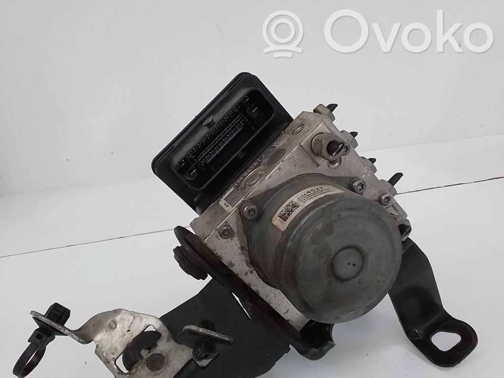 Opel Insignia A ABS Pump 
