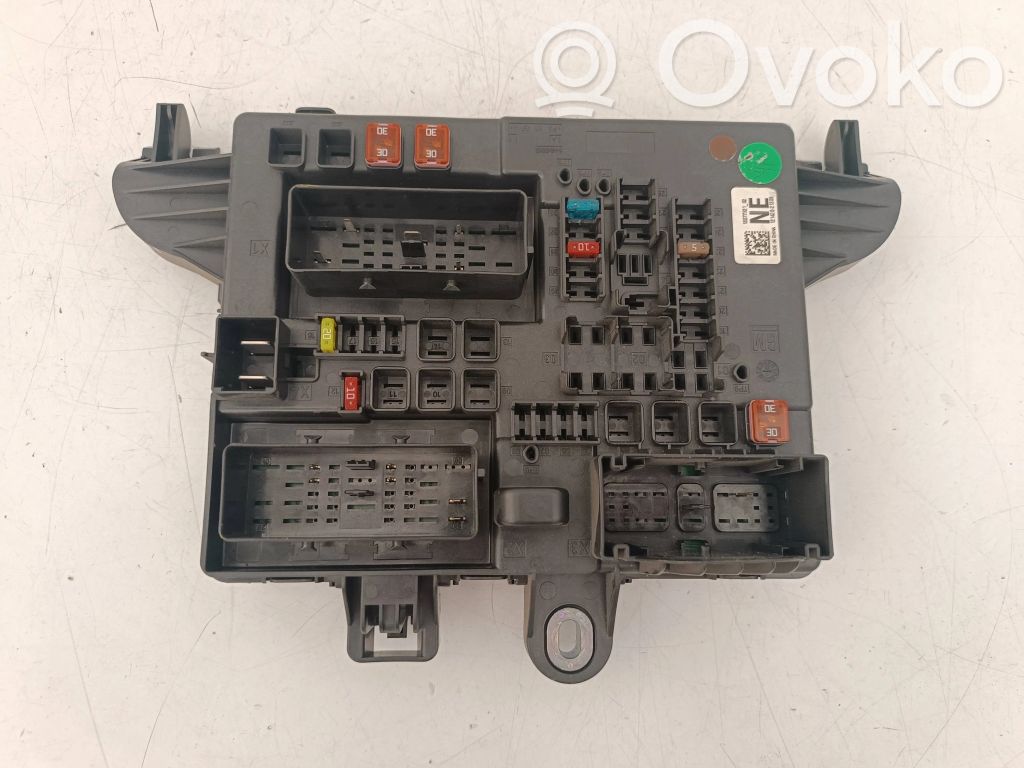 Módulo de fusible   13277821