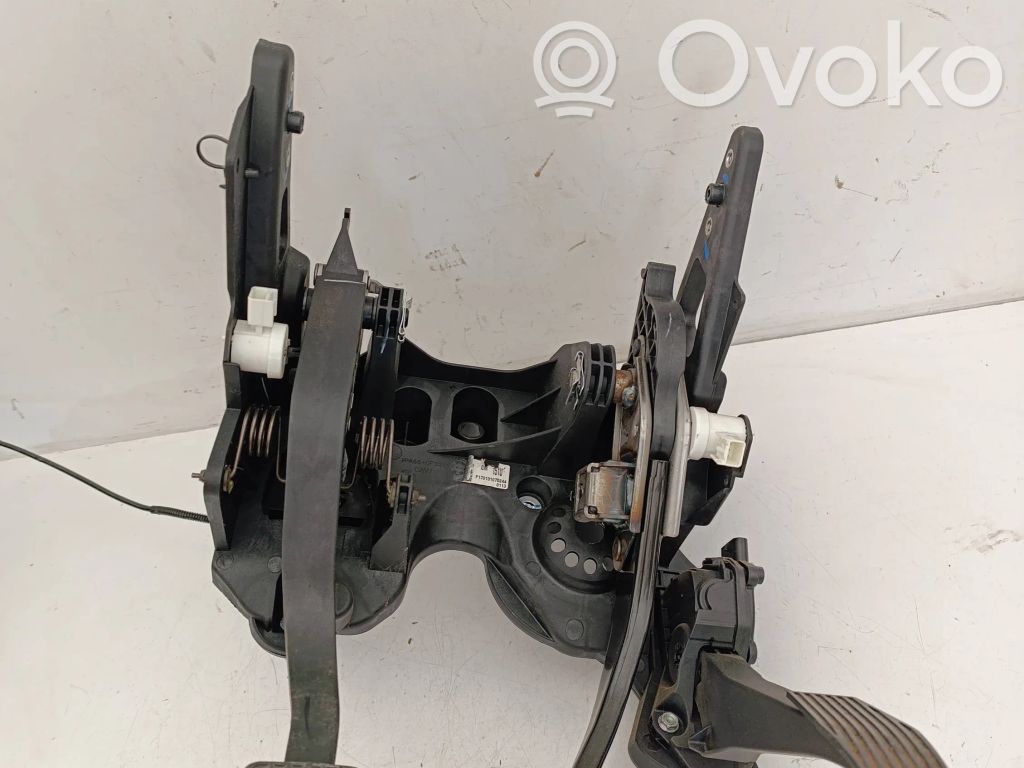 Opel Astra K Poljinkokoonpano 