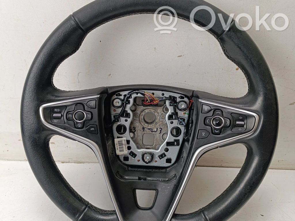 Opel Insignia A Steering wheel 