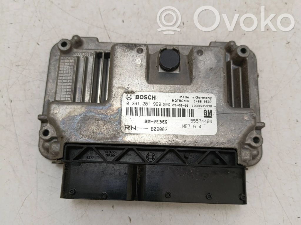 Opel Insignia A Engine control unit/module 