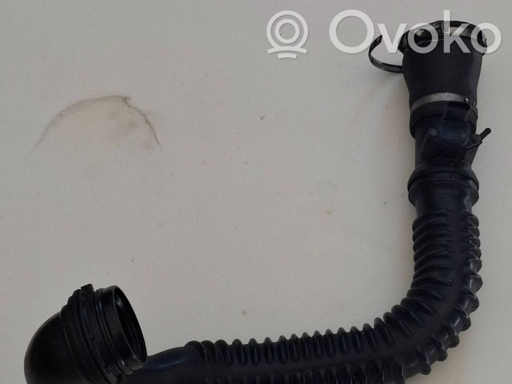 Opel Insignia A Intercooler hose/pipe 